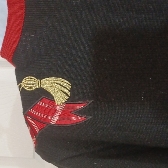 Vintage Tanner Sweater - Picture 9 of 12